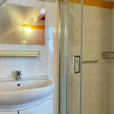 T2 Lumineux, Dernier étage, Parking Privatif à - Fr-1-555-42 Appartamento