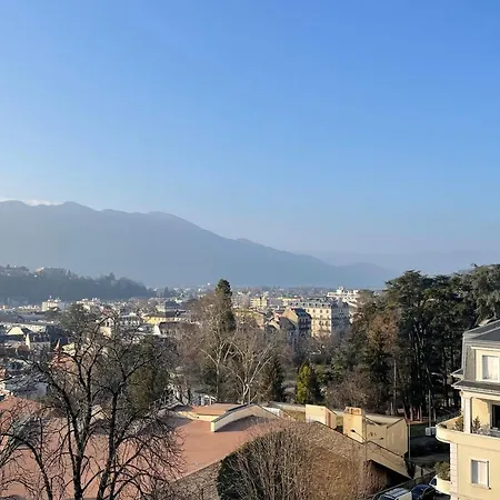 Au Dernier Etage Avec Parking Et Climatisation A Aix-les-bains! - Fr-1-555-42 아파트