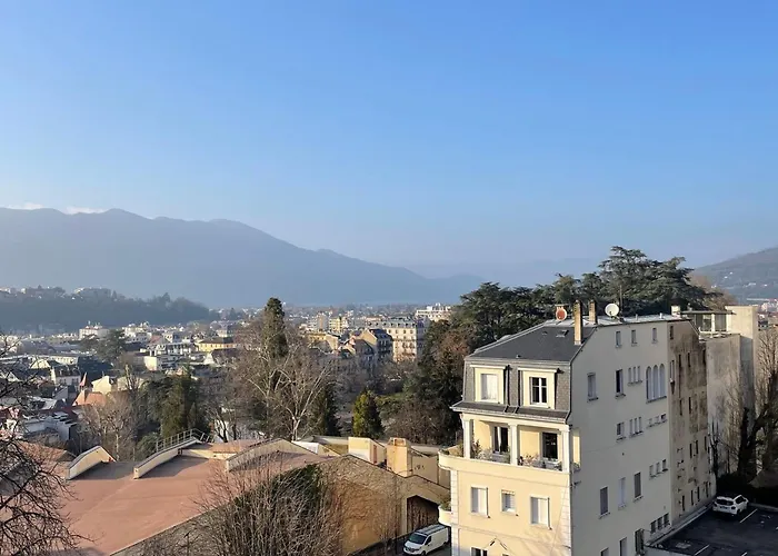 Au Dernier Etage Avec Parking Et Climatisation A Aix-les-bains! - Fr-1-555-42 * Aix-les-Bains